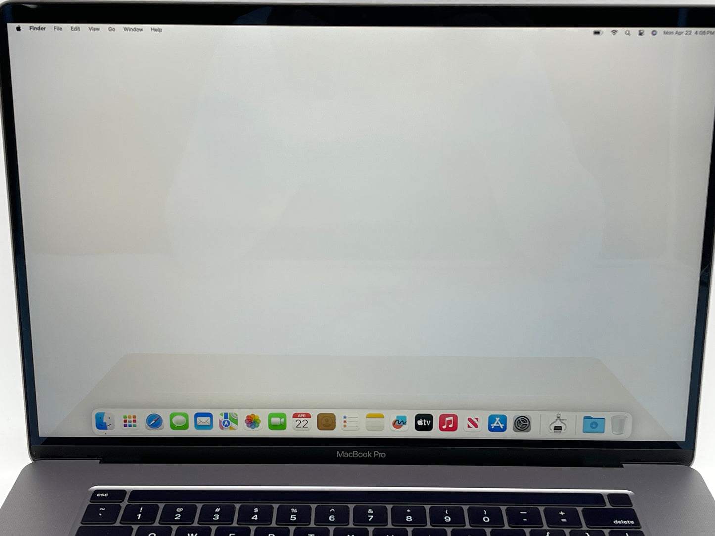 Apple 2019 16" MacBook Pro 2.6GHz i7 16GB RAM 512GB SSD RP5300M 4GB - Very Good