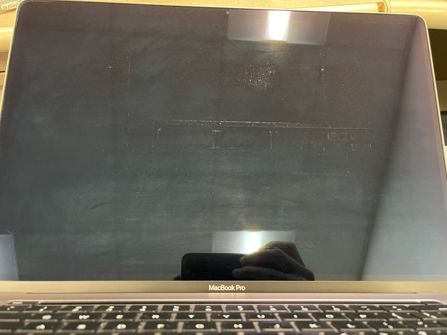 Apple 2019 16" MacBook Pro 2.6GHz i7 16GB RAM 512GB SSD RP5300M 4GB - Very Good