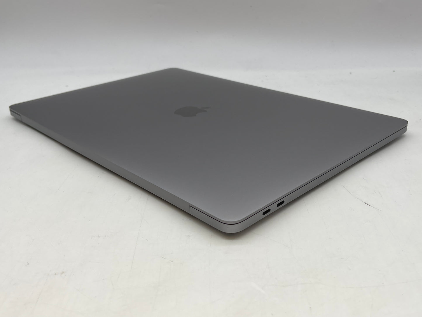 Apple 2019 16" MacBook Pro 2.6GHz i7 16GB RAM 512GB SSD RP5300M 4GB - Good