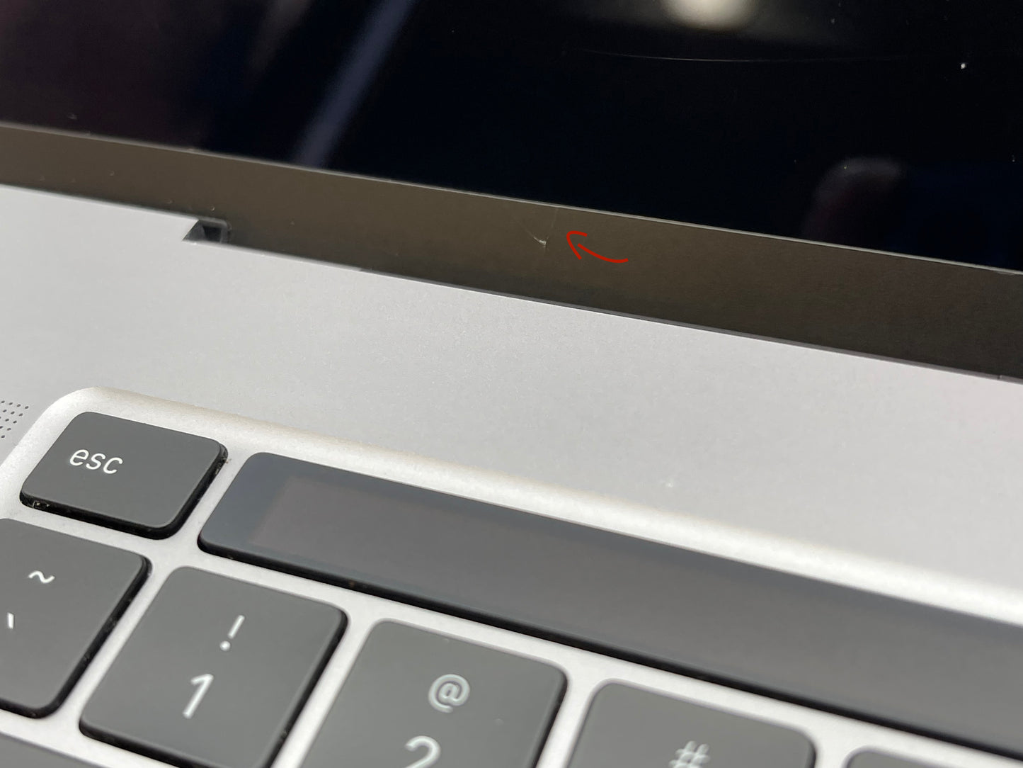 Apple 2019 16" MacBook Pro 2.6GHz 6-Core i7 16GB RAM 1TB SSD RP5300M - Good