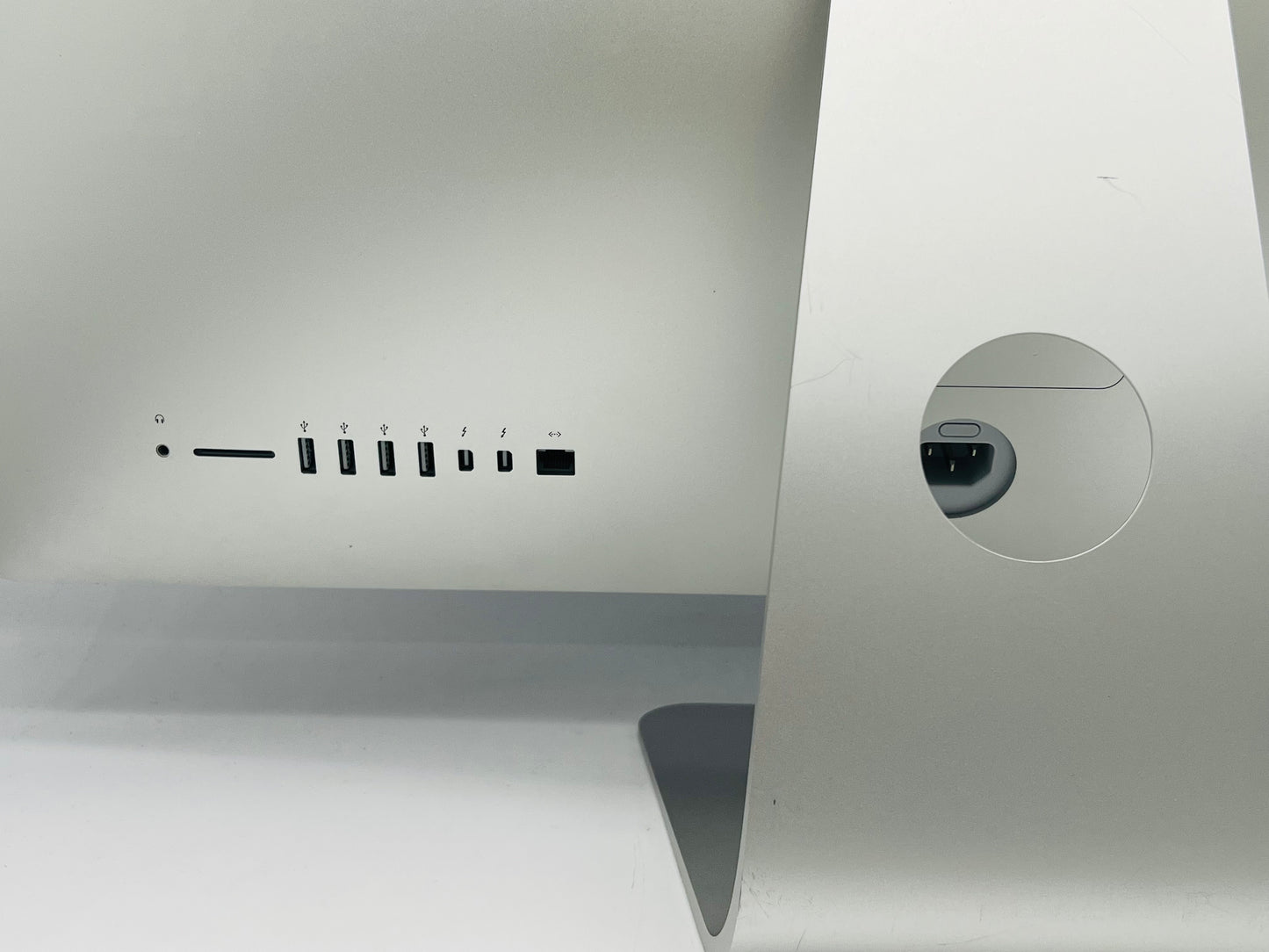 Apple 2013 27" iMac 3.2GHz Quad-Core i5 16GB 3TB FD GT755M 1GB (Broken screen)