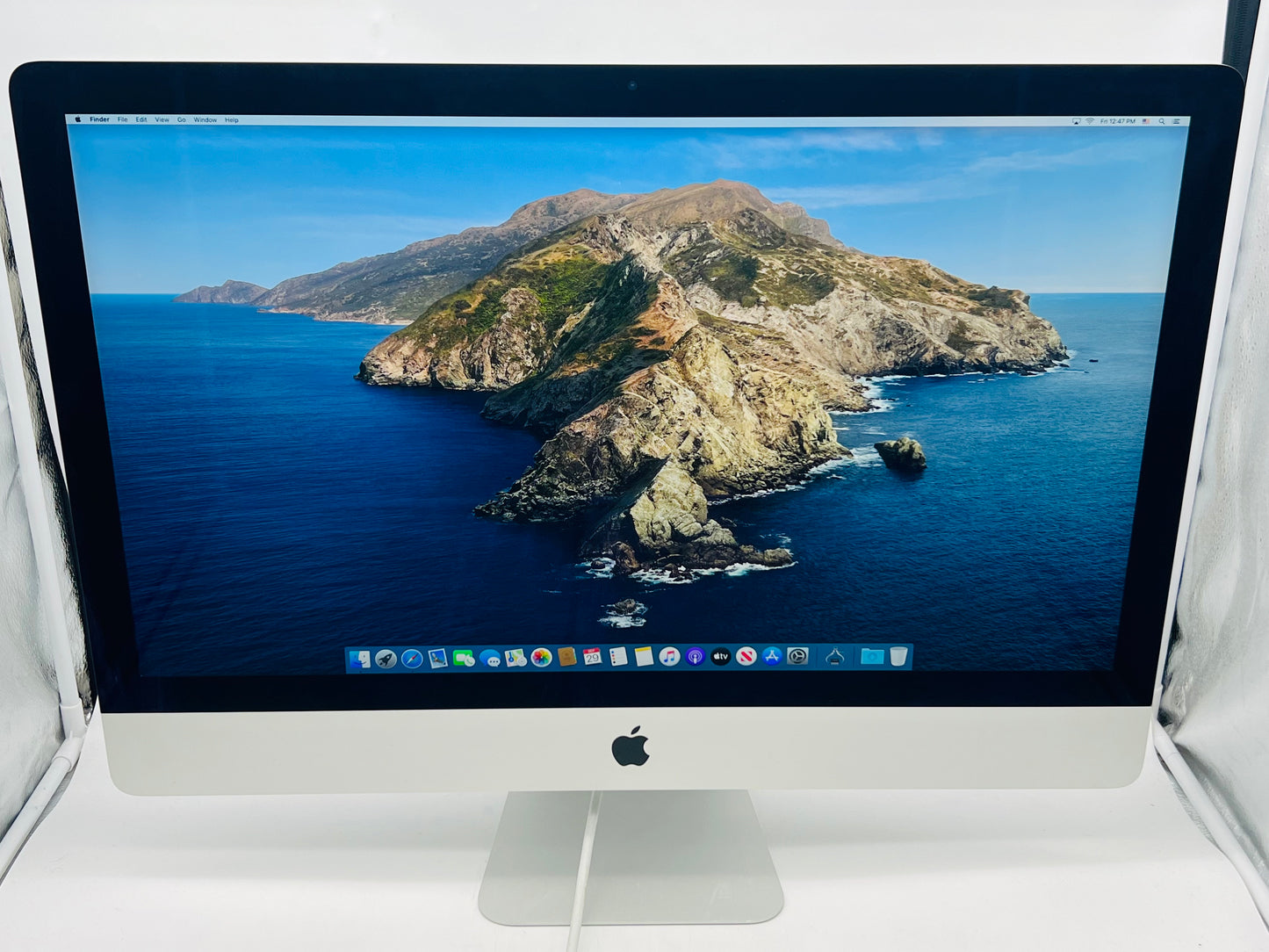 Apple 2015 27" iMac 4GHz Quad-Core i7 32GB 1TB FD R9 M395X 4GB