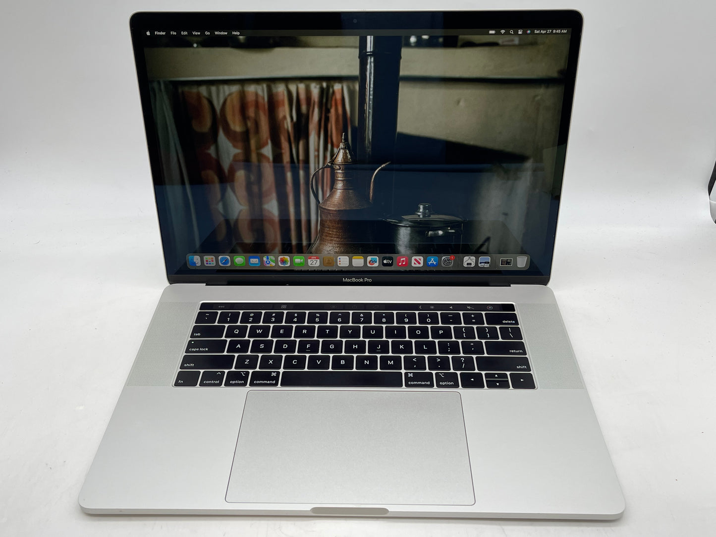 Apple 2018 MacBook Pro 15" TB 2.6GHz i7 16GB RAM 512GB SSD RP560X 4GB - Good