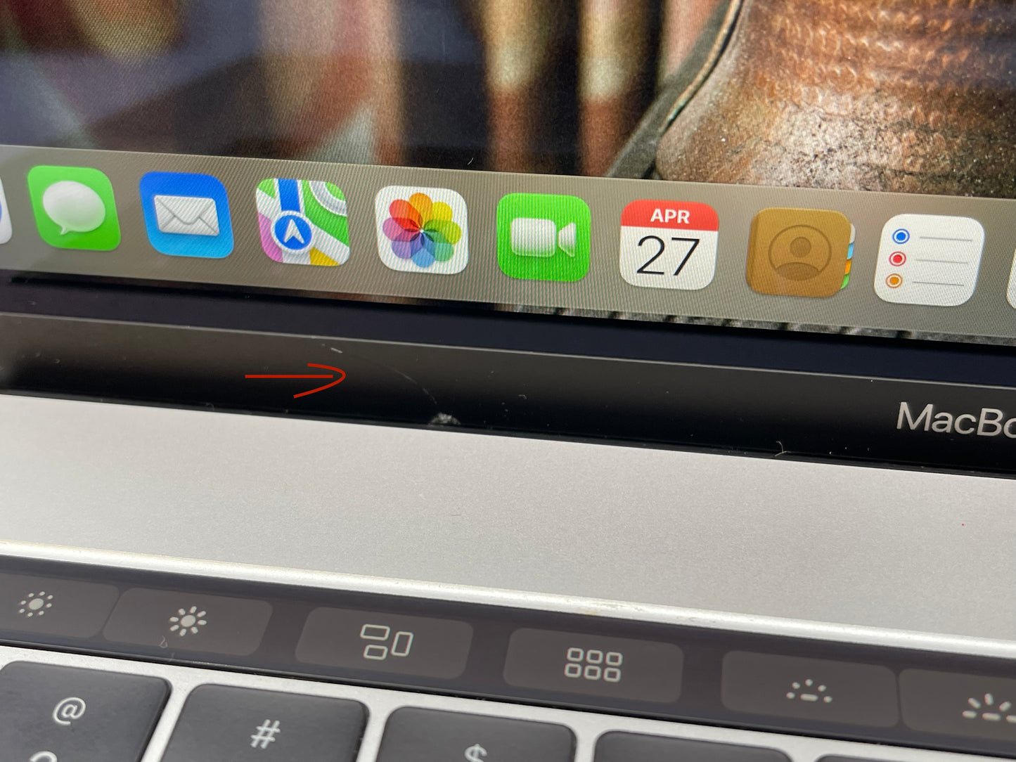 Apple 2018 MacBook Pro 15" TB 2.6GHz i7 16GB RAM 512GB SSD RP560X 4GB - Good