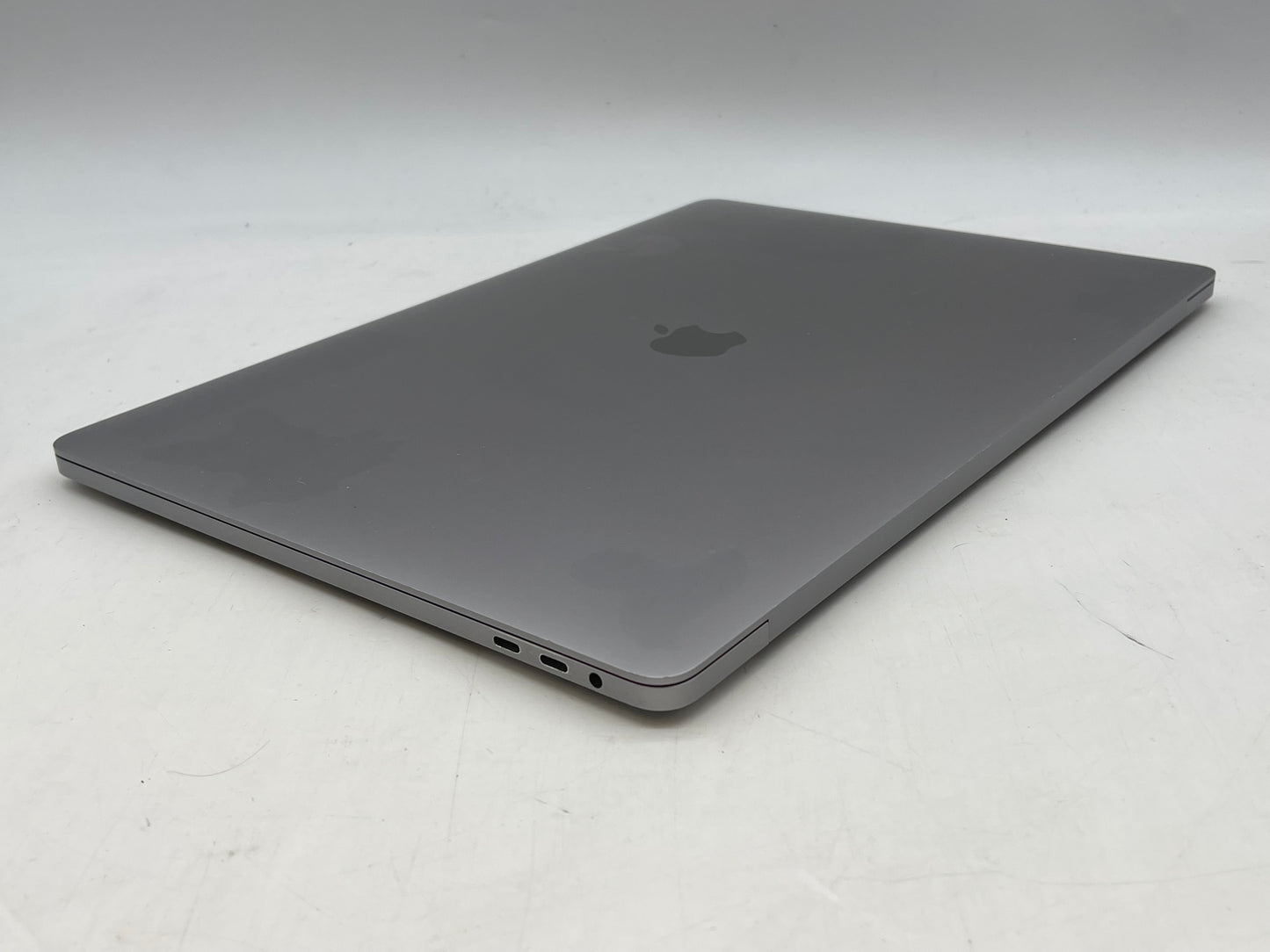 Apple 2019 16" MacBook Pro 2.6GHz i7 16GB RAM 512GB SSD RP5300M 4GB - Very Good