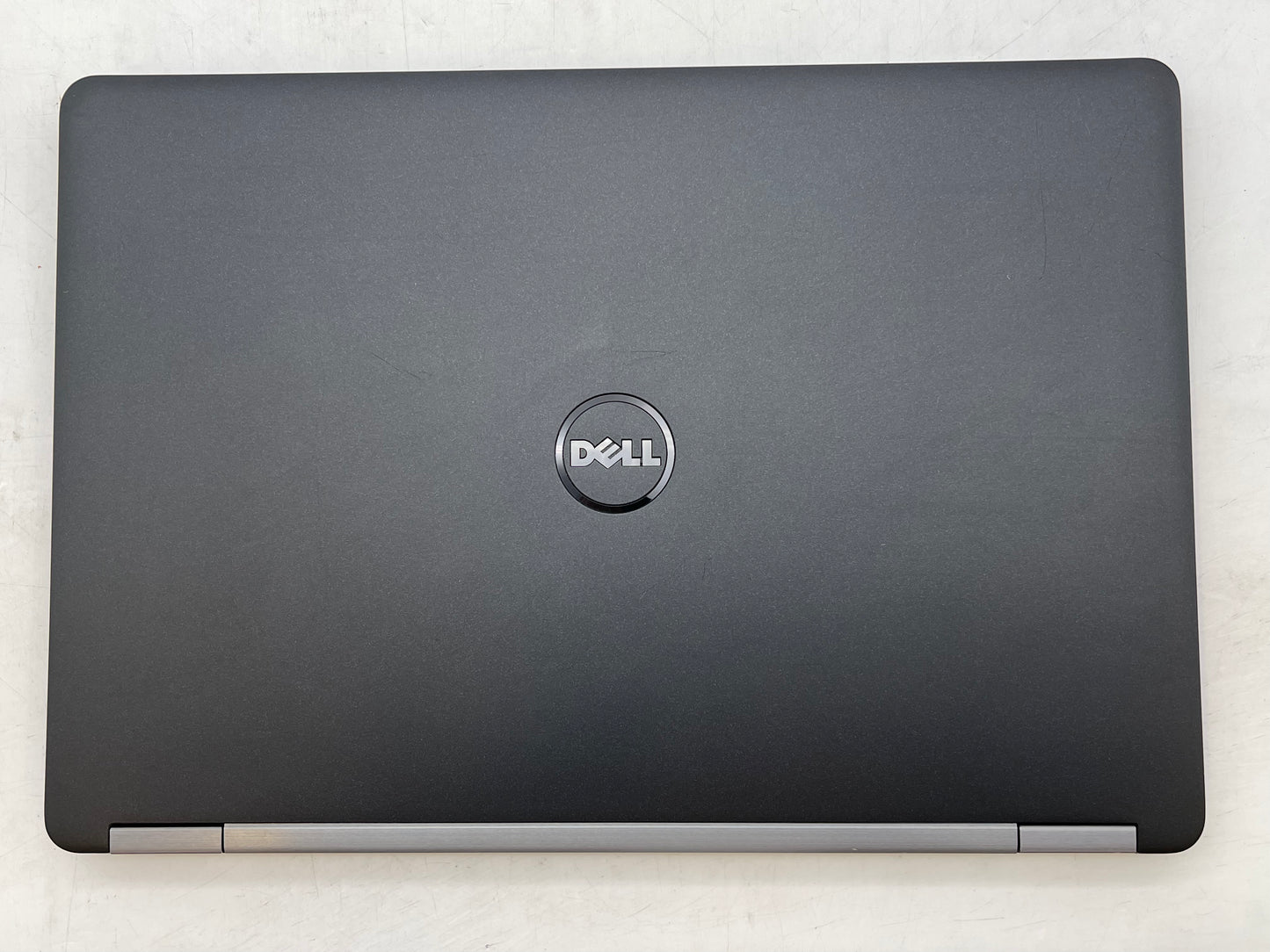 Dell 14" Latitude E7470 2.6GHz i7-6600U 16GB RAM 256GB SSD W10 Pro -Bright spots