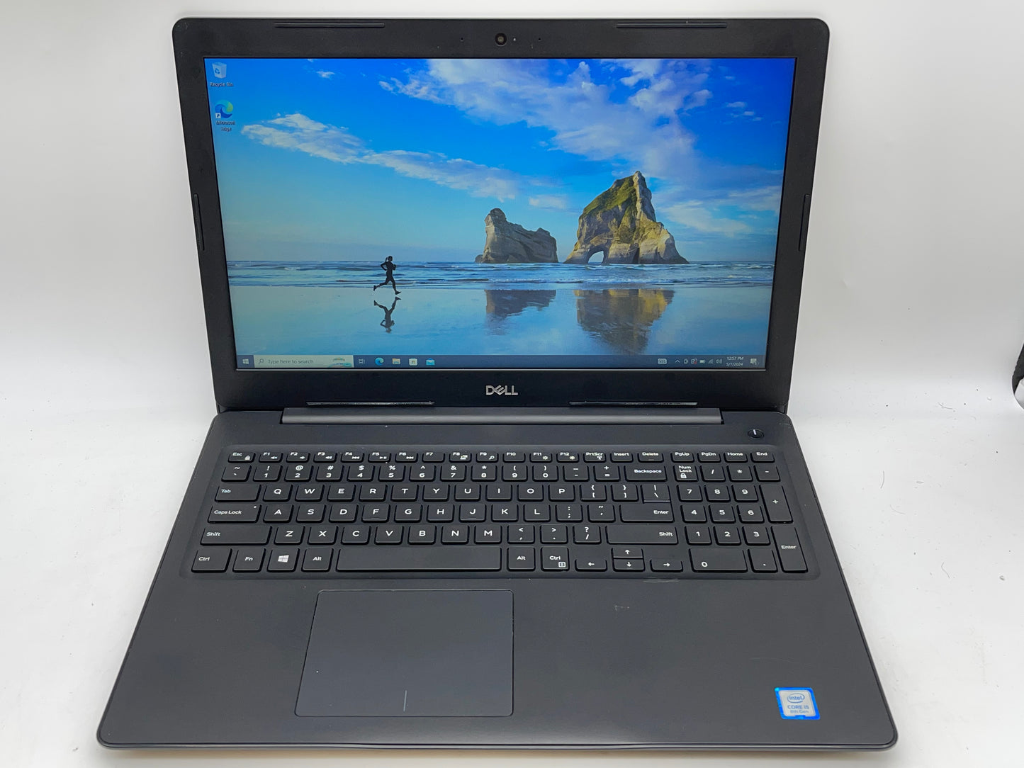Dell 2019 Latitude 3590 1.6GHz i5-8250U 8GB RAM 256GB SSD W10 Pro - Bright spots