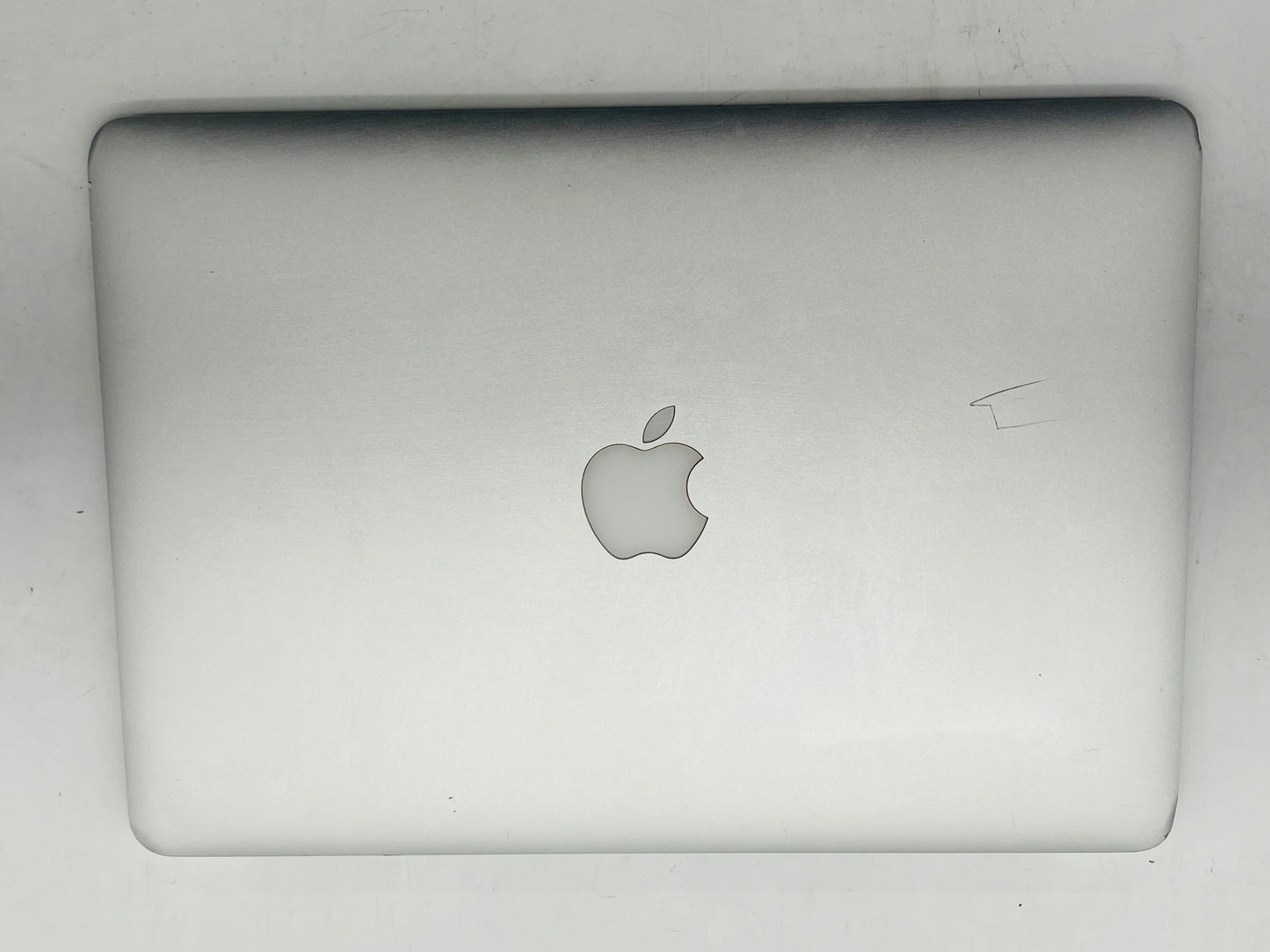 Apple 2015 MacBook Air 13" 1.6GHz Dual Core i5 8GB Ram 256GB SSD Intel HD 6000