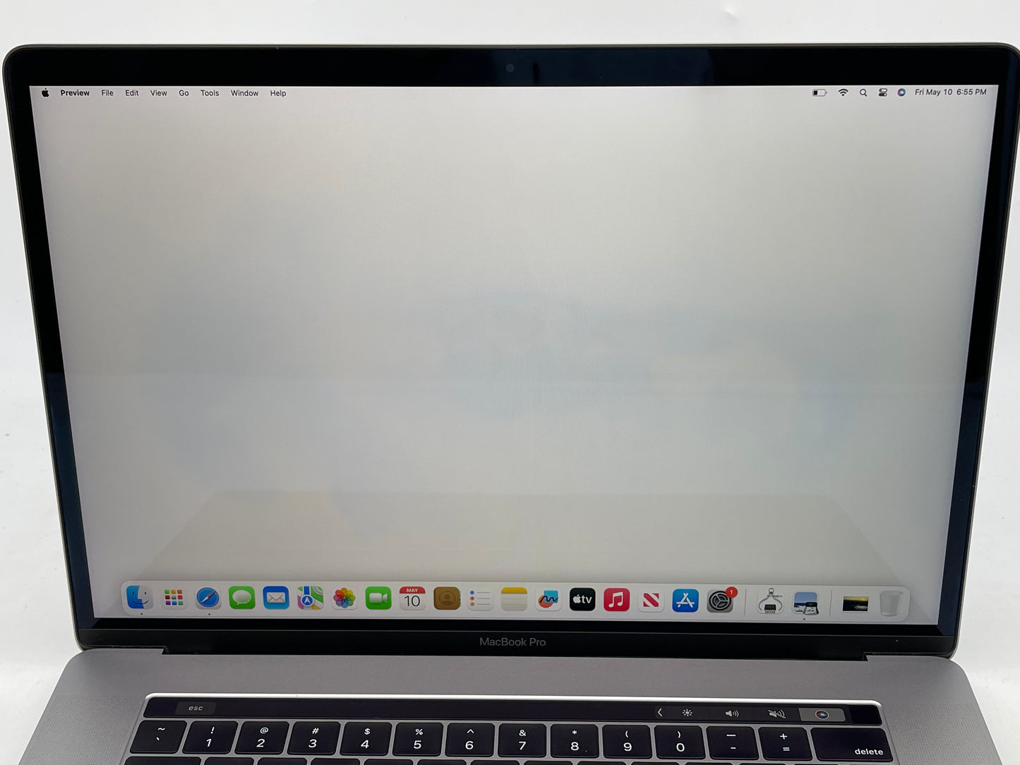 Apple 2018 MacBook Pro 15" TB 2.2GHz i7 16GB RAM 512GB SSD RP555X 4GB -good