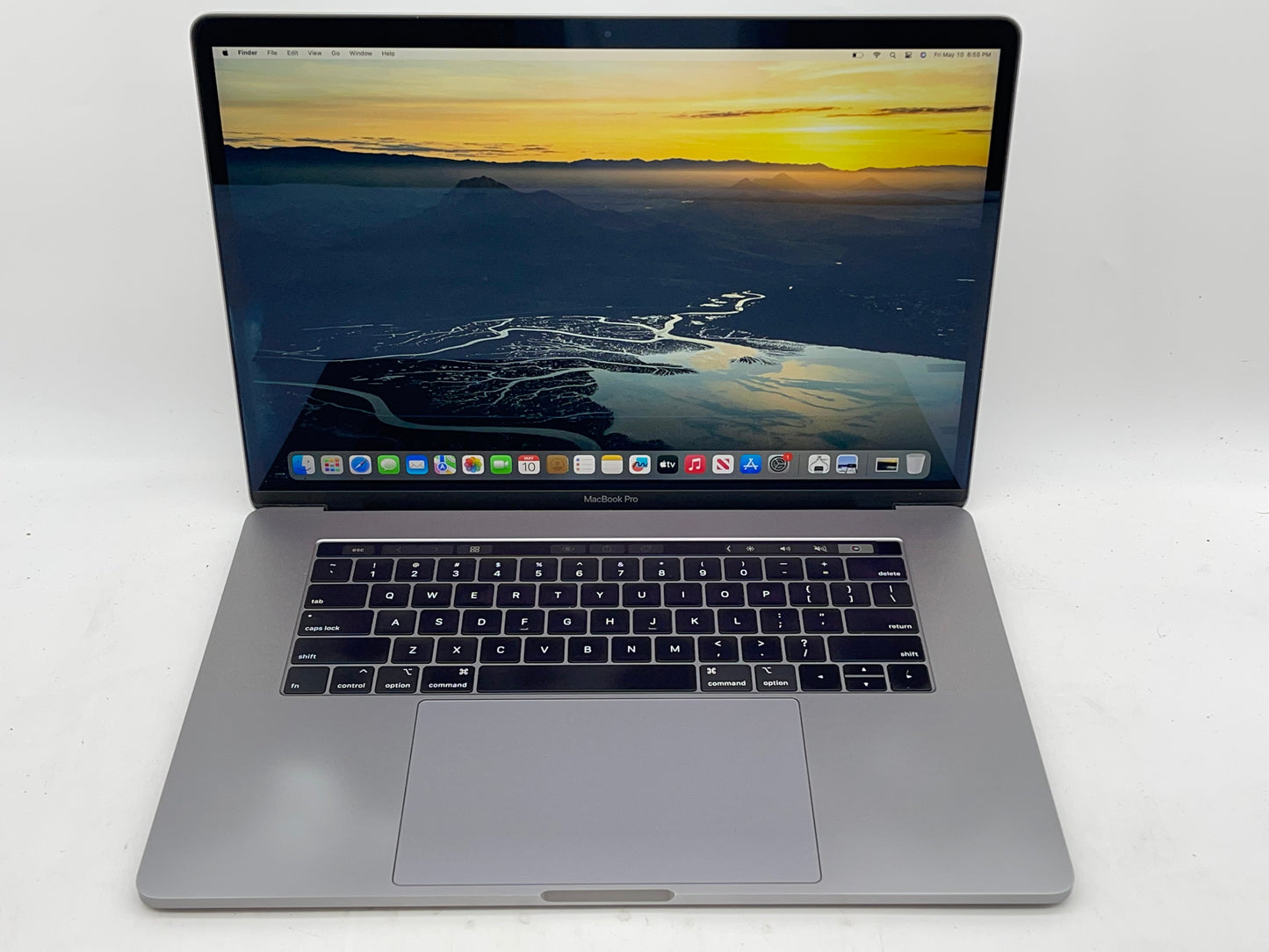 Apple 2018 MacBook Pro 15" TB 2.2GHz i7 16GB RAM 512GB SSD RP555X 4GB -good