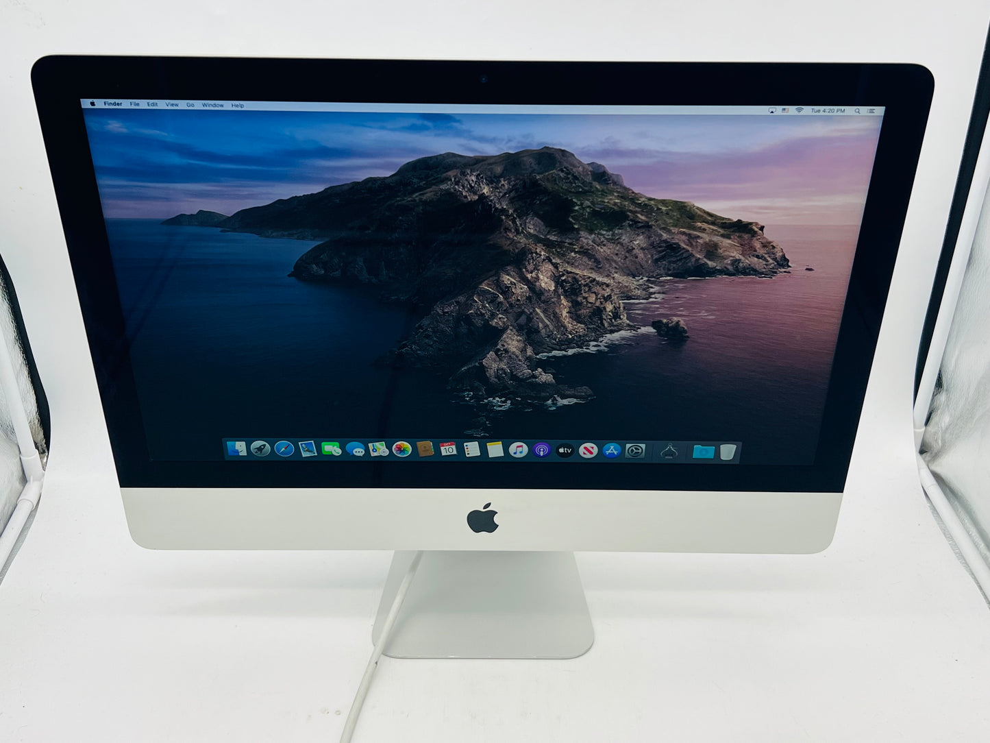 Apple 2015 21.5" iMac 1.6GHz Dual-Core i5 8GB 1TB HDD IHD6000