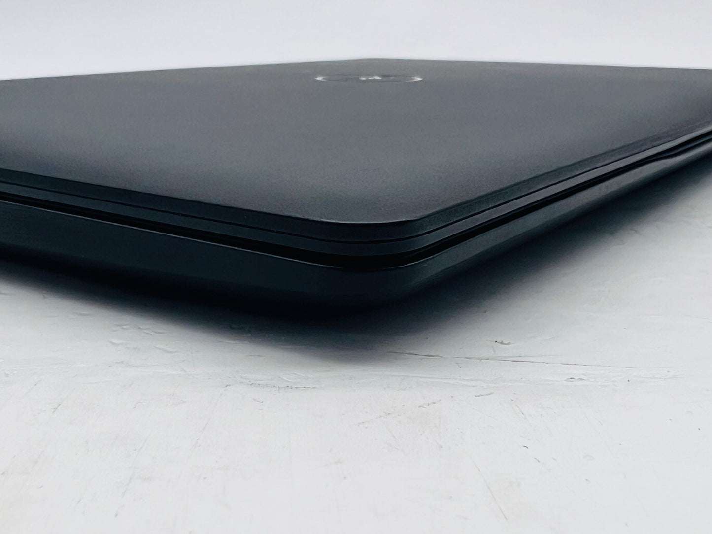 Dell 2019 Latitude 3590 i5 8250U 1.6GHz 4 Cores 8GB 256GB SSD Intel 620