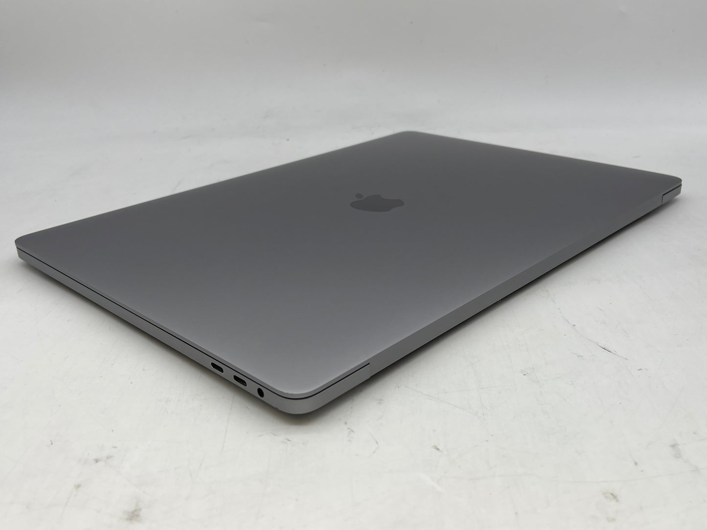 Apple 2019 16" MacBook Pro 2.3GHz 8-Core i9 32GB 1TB SSD RP5500M 8GB - 75 Cycles