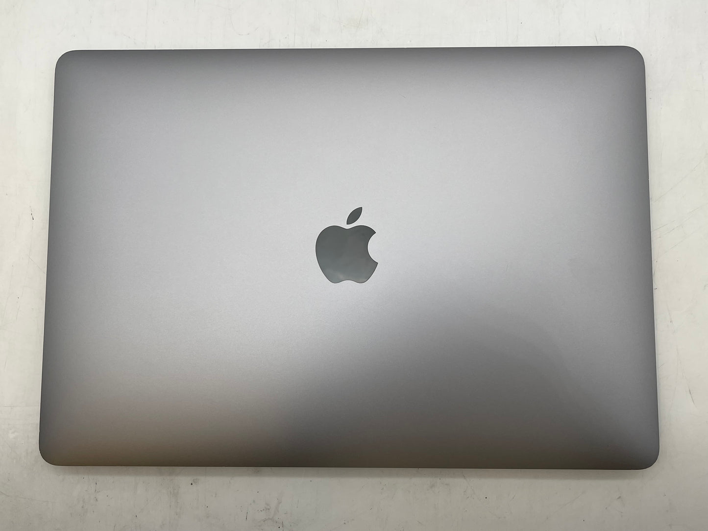 Apple 2018 MacBook Air 13 in 1.6GHz Dual-Core i5 8GB RAM 128GB SSD - Good