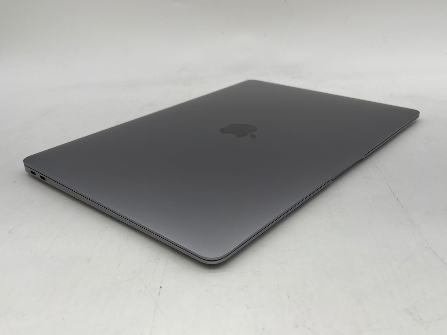 Apple 2018 MacBook Air 13 in 1.6GHz Dual-Core i5 8GB RAM 128GB SSD - Good