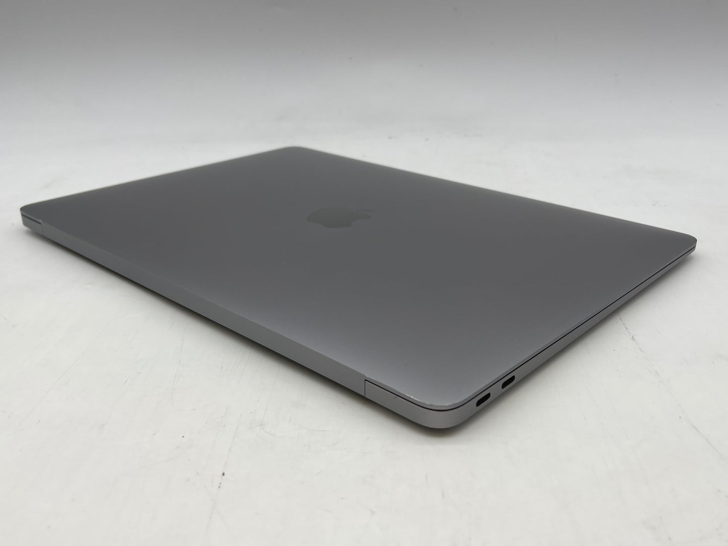 Apple 2018 MacBook Air 13 in 1.6GHz Dual-Core i5 8GB RAM 128GB SSD - Good