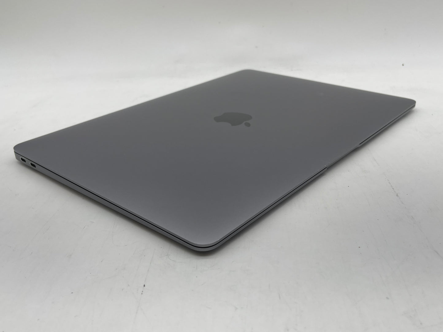 Apple 2018 MacBook Air 13 in 1.6GHz Dual-Core i5 16GB RAM 128GB SSD - Good