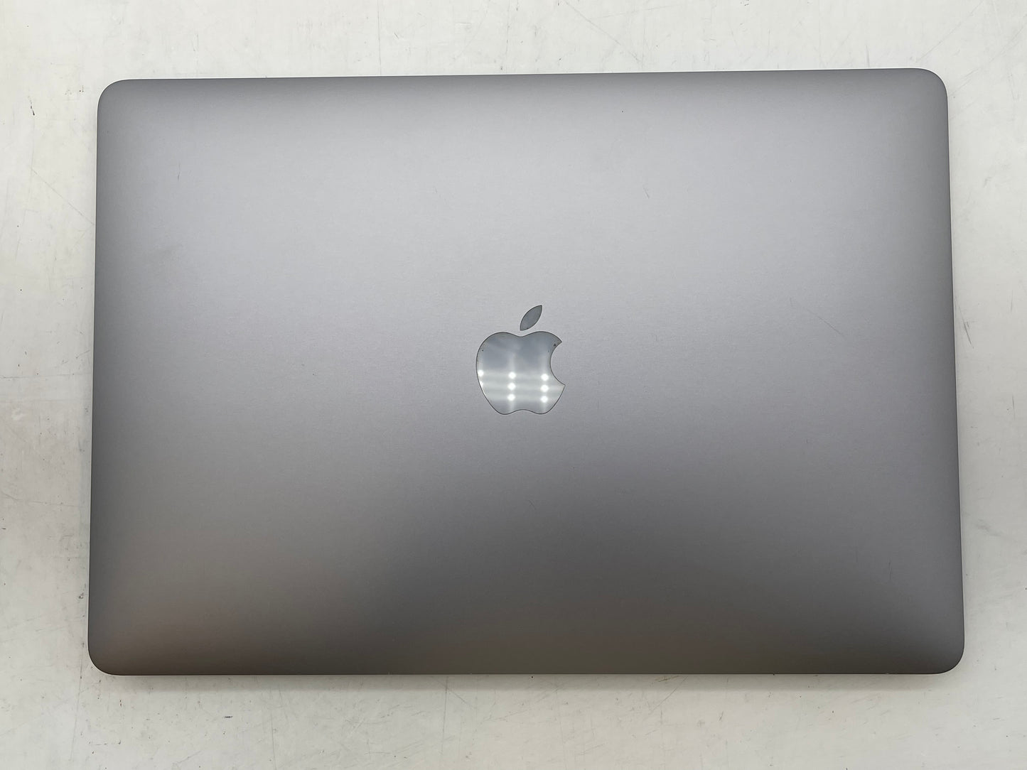 Apple 2018 MacBook Air 13 in 1.6GHz Dual-Core i5 16GB RAM 128GB SSD - Good