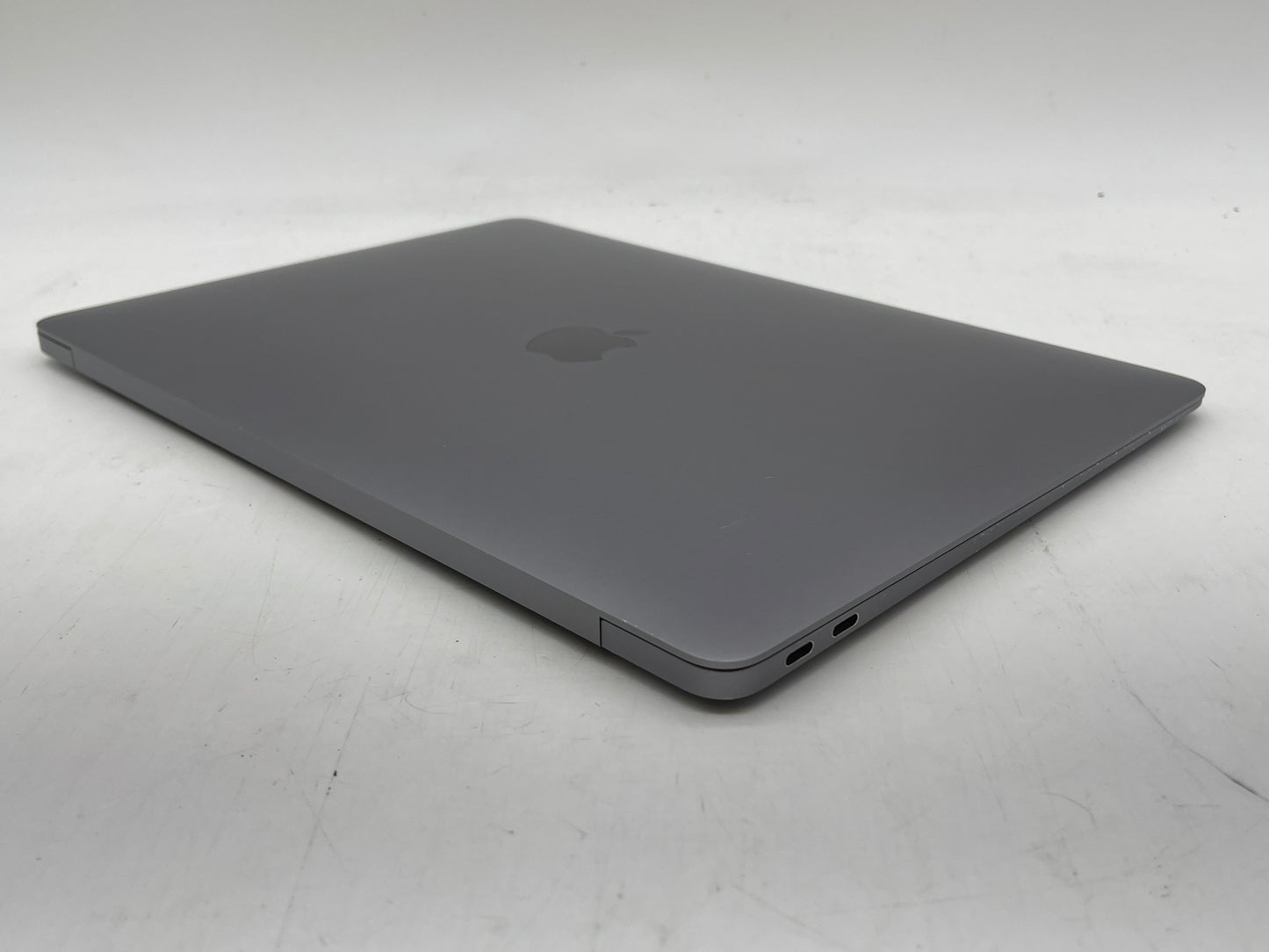 Apple 2018 MacBook Air 13 in 1.6GHz Dual-Core i5 16GB RAM 128GB SSD - Good