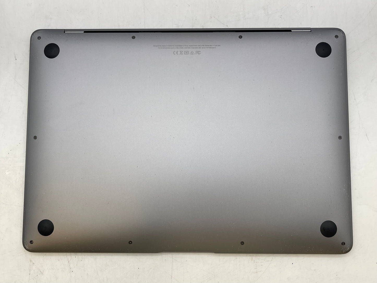 Apple 2018 MacBook Air 13 in 1.6GHz Dual-Core i5 16GB RAM 128GB SSD - Good