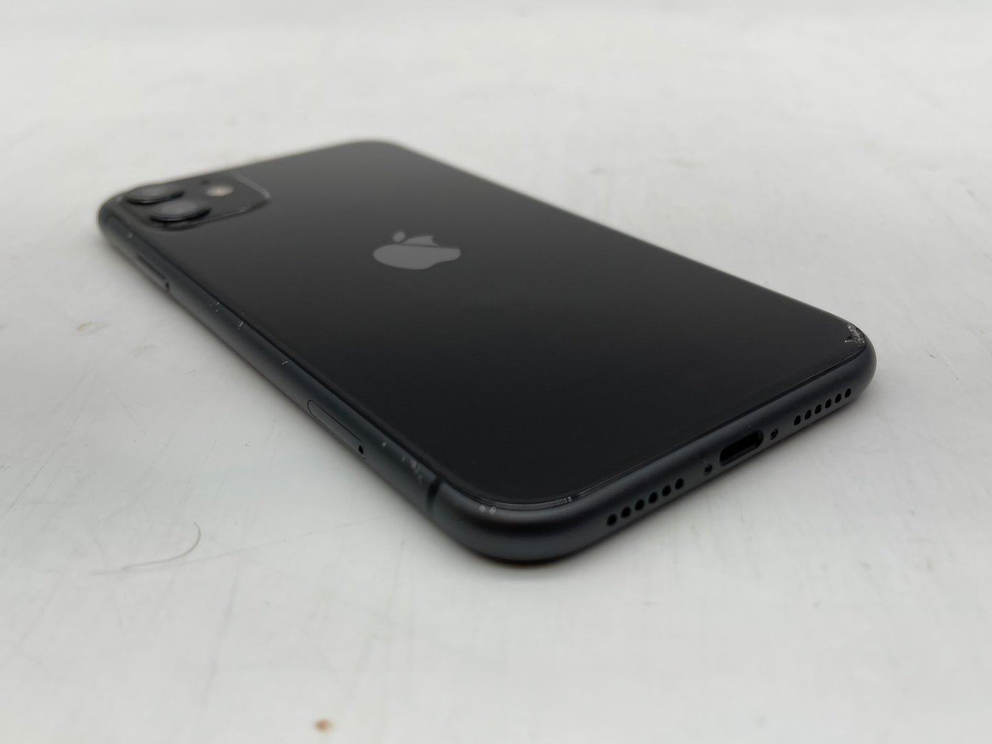 Apple iPhone 11 GSM/CDMA Unlocked 64GB "Black" - READ