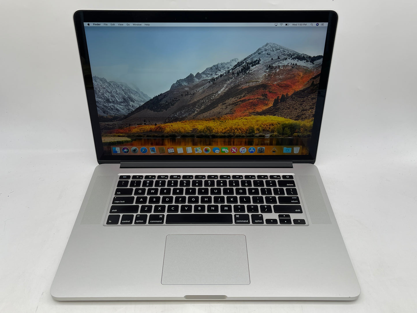 Apple 2015 MacBook Pro 15" Retina 2.5GHz i7 16GB RAM 512GB SSD - Very Good