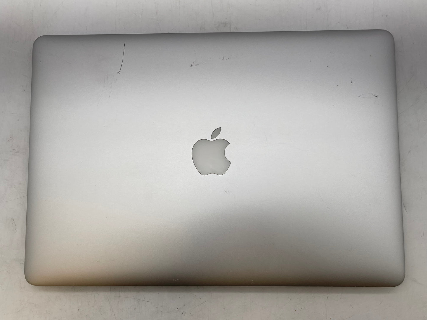 Apple 2015 MacBook Pro 15" Retina 2.5GHz i7 16GB RAM 512GB SSD - Very Good