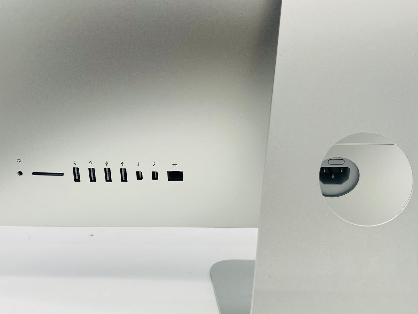 Apple 2013 27" iMac 3.5GHz Quad-Core i7 32GB 3TB FD GTX 780M 4GB- Very Good