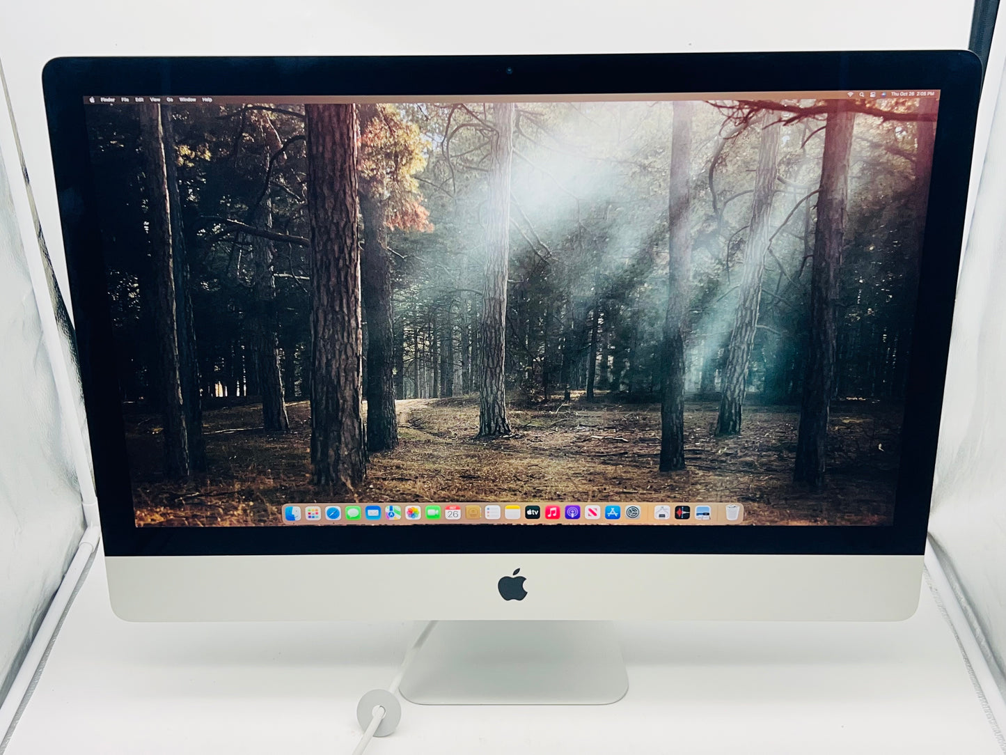 Apple 2015 27" iMac 3.2GHz Quad-Core i5 16GB 1TB FD R9 M390 2GB- Excellent