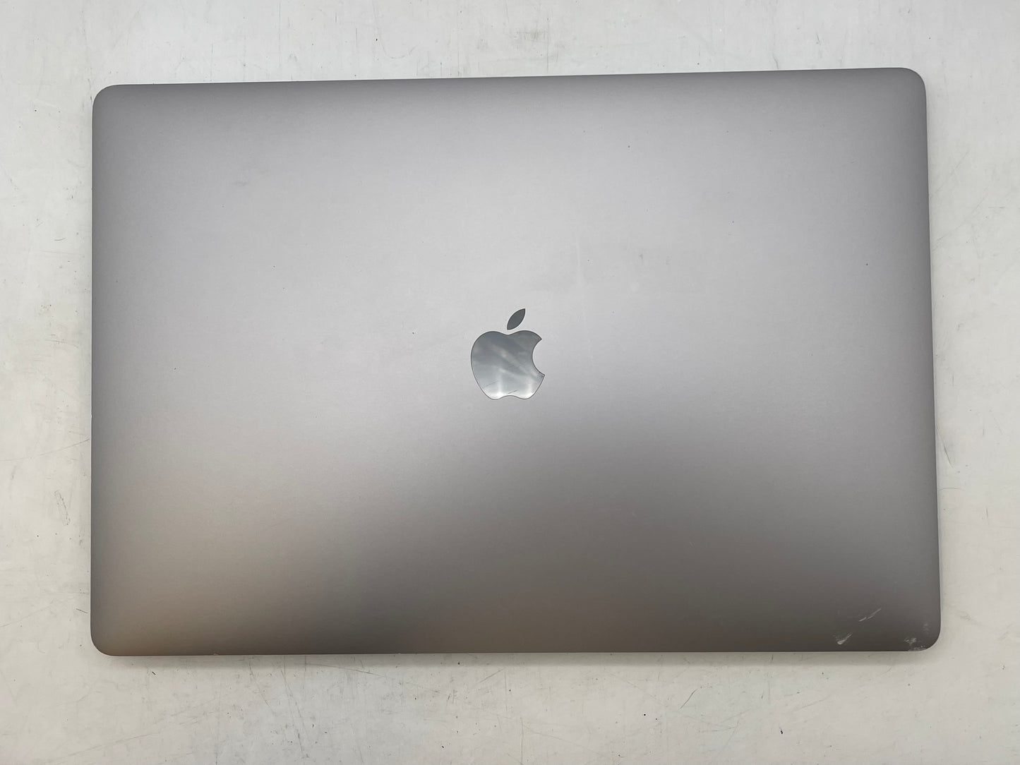 Apple 2019 16" MacBook Pro 2.6GHz i7 16GB RAM 512GB SSD RP5300M 4GB -High Cycles
