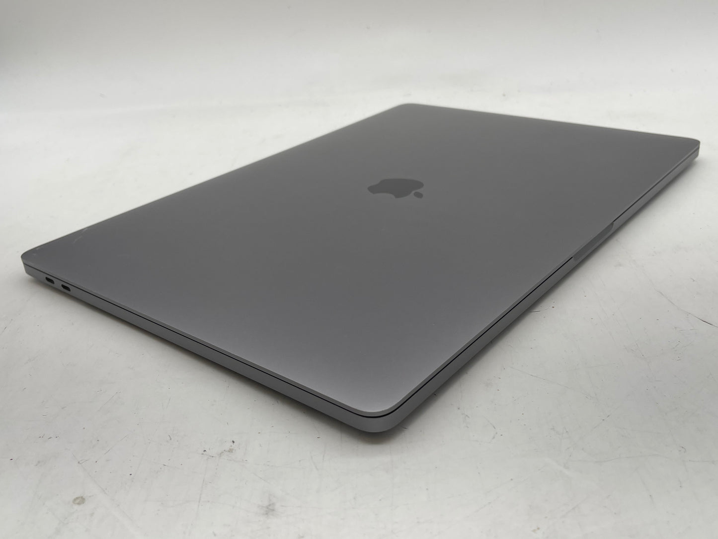 Apple 2019 16" MacBook Pro 2.6GHz i7 16GB RAM 512GB SSD RP5300M 4GB -High Cycles