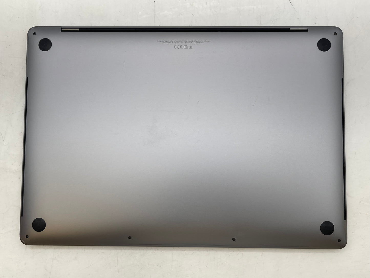 Apple 2019 16" MacBook Pro 2.6GHz i7 16GB RAM 512GB SSD RP5300M 4GB -High Cycles