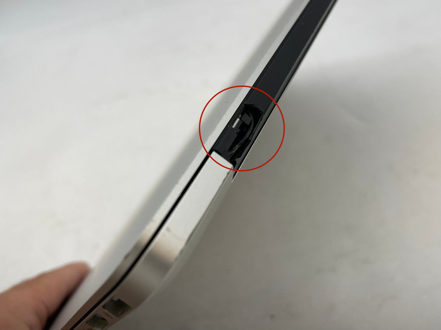 Apple late 2012 MacBook Pro 15" Retina 2.6GHz i7 8GB RAM 512GB SSD - Good