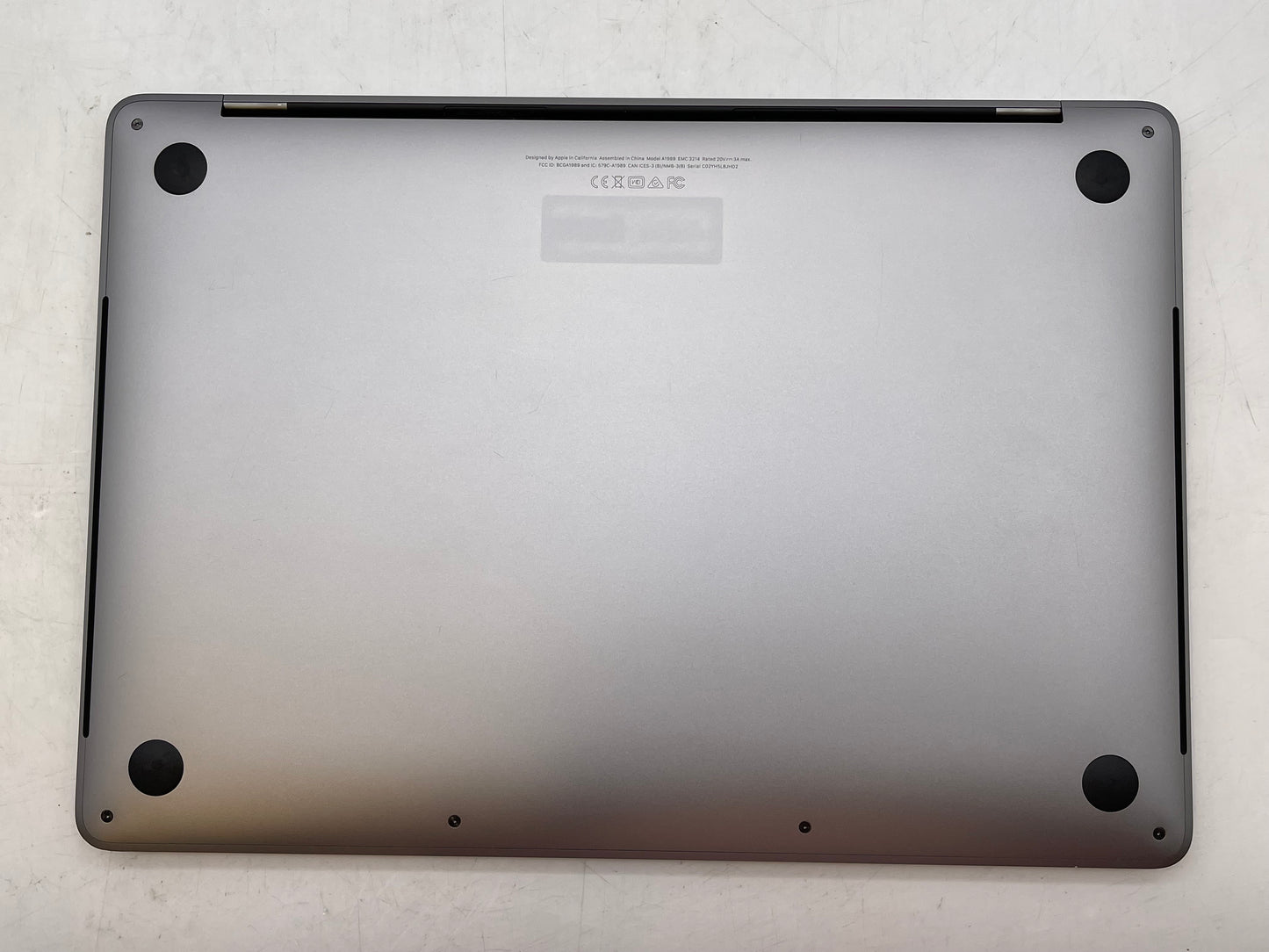 Apple 2018 MacBook Pro 13" TB 2.7GHz Quad-Core i7 16GB RAM 512GB SSD - Excellent