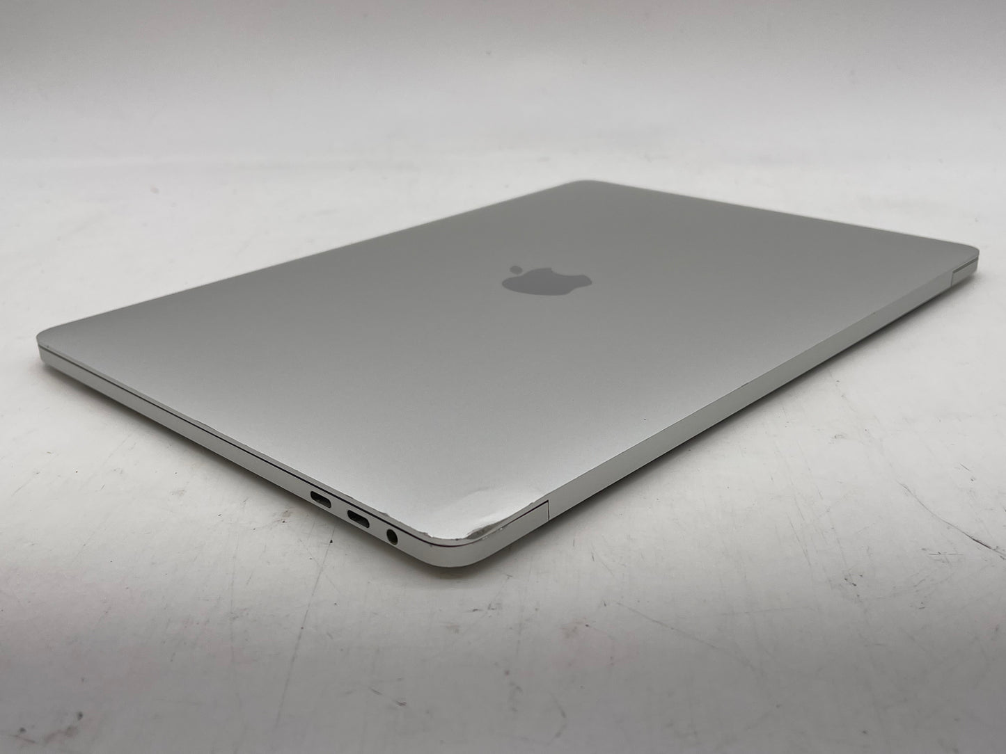 Apple 2017 MacBook Pro 13 in 3.1GHz i5 8GB RAM 256GB SSD IIPG 650 - Good