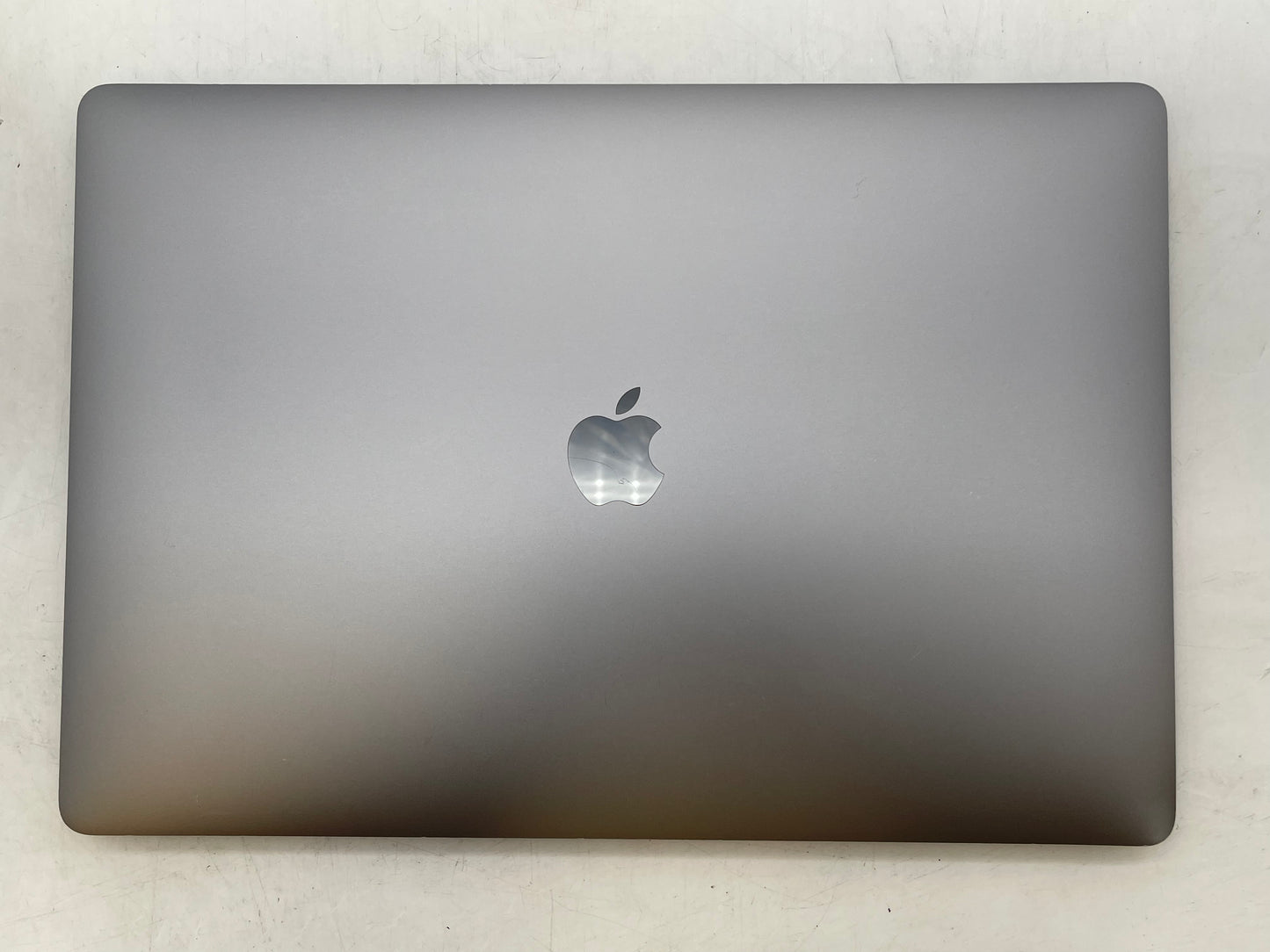 Apple 2019 16" MacBook Pro 2.6GHz i7 16GB RAM 512GB SSD RP5300M 4GB - Very Good