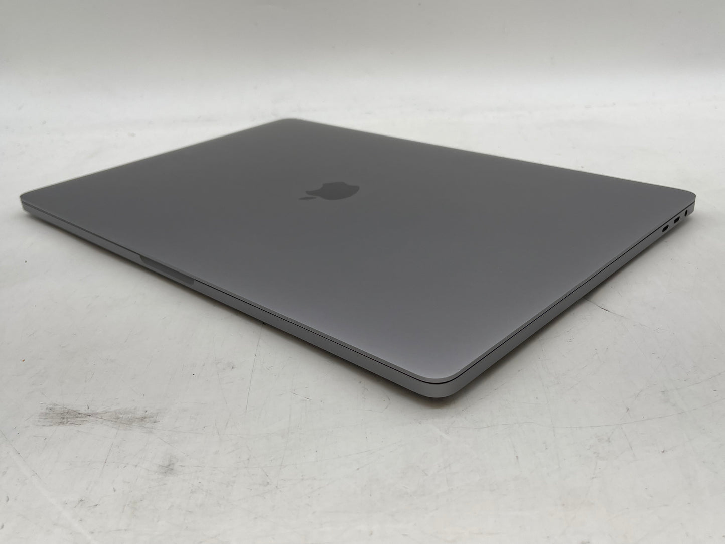 Apple 2019 16" MacBook Pro 2.3GHz 8-Core i9 32GB 1TB SSD RP5500M 8GB - Very Good