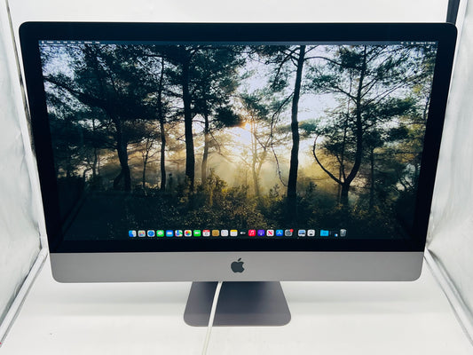 Apple 2017 iMac Pro 5K 3GHz 10-Core Xeon W 64GB RAM 1TB SSD RPV56 8GB -Read info