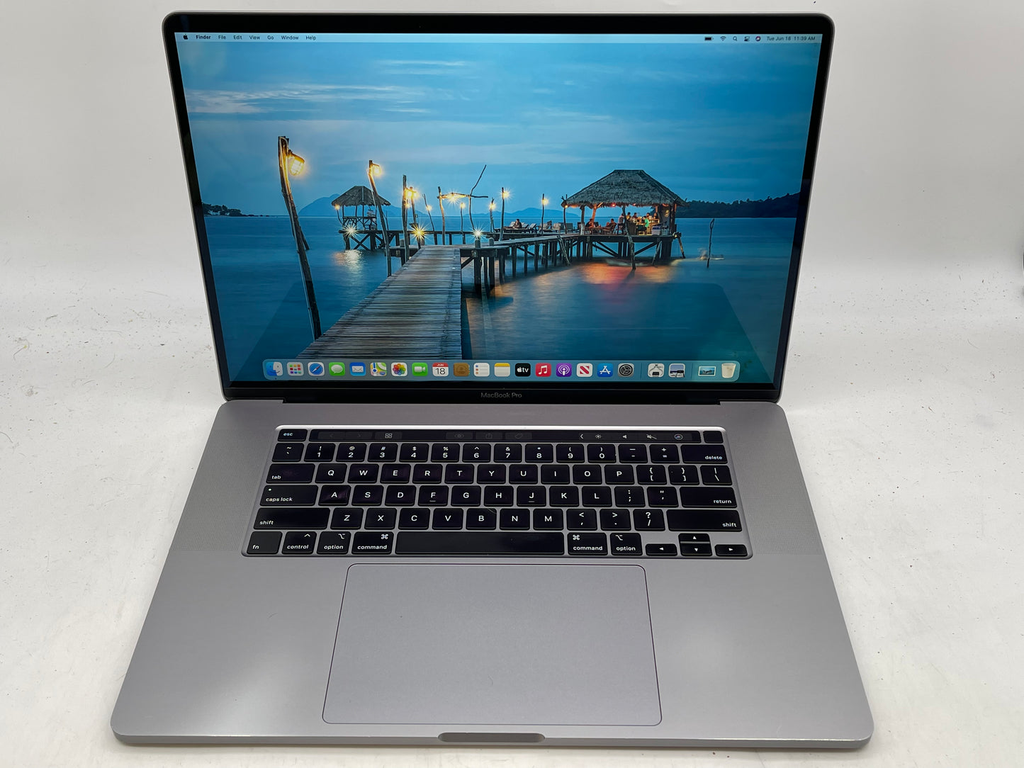 Apple 2019 16" MacBook Pro 2.6GHz i7 16GB RAM 512GB SSD RP5300M 4GB - READ