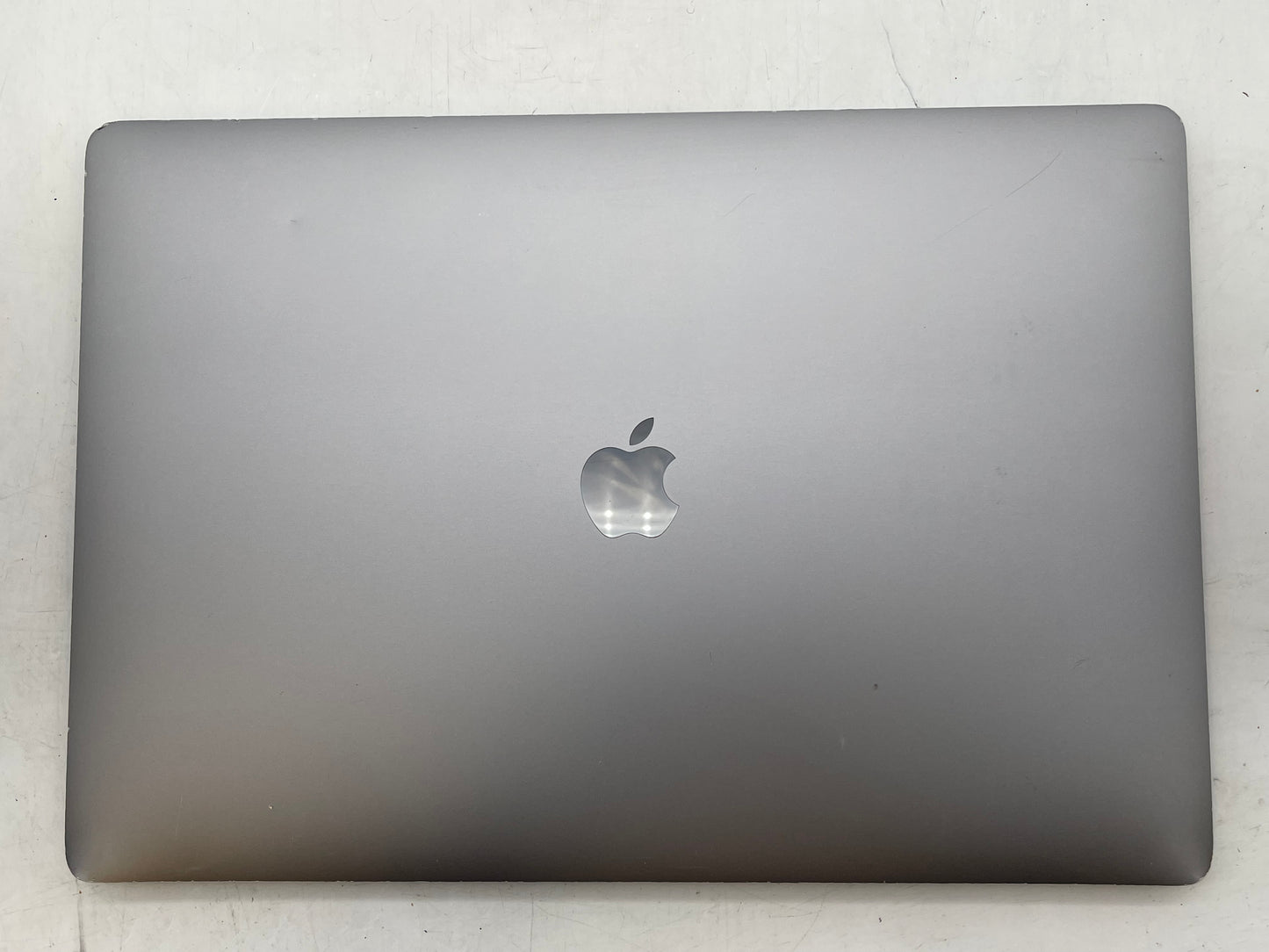 Apple 2019 16" MacBook Pro 2.6GHz i7 16GB RAM 512GB SSD RP5300M 4GB - READ
