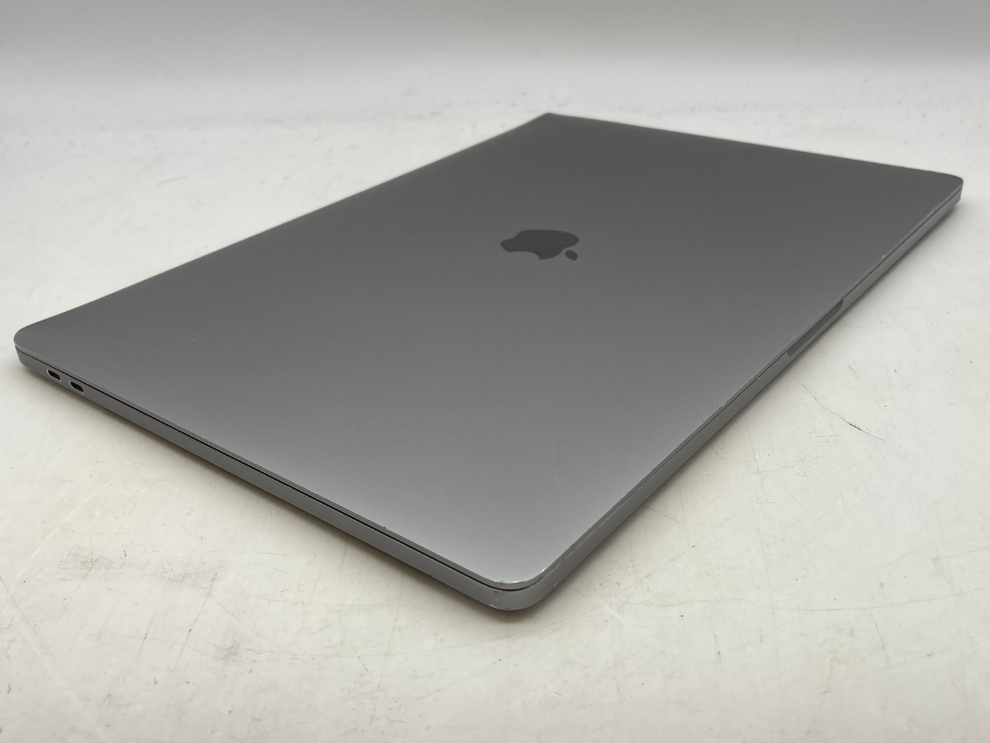 Apple 2019 16" MacBook Pro 2.6GHz i7 16GB RAM 512GB SSD RP5300M 4GB - READ