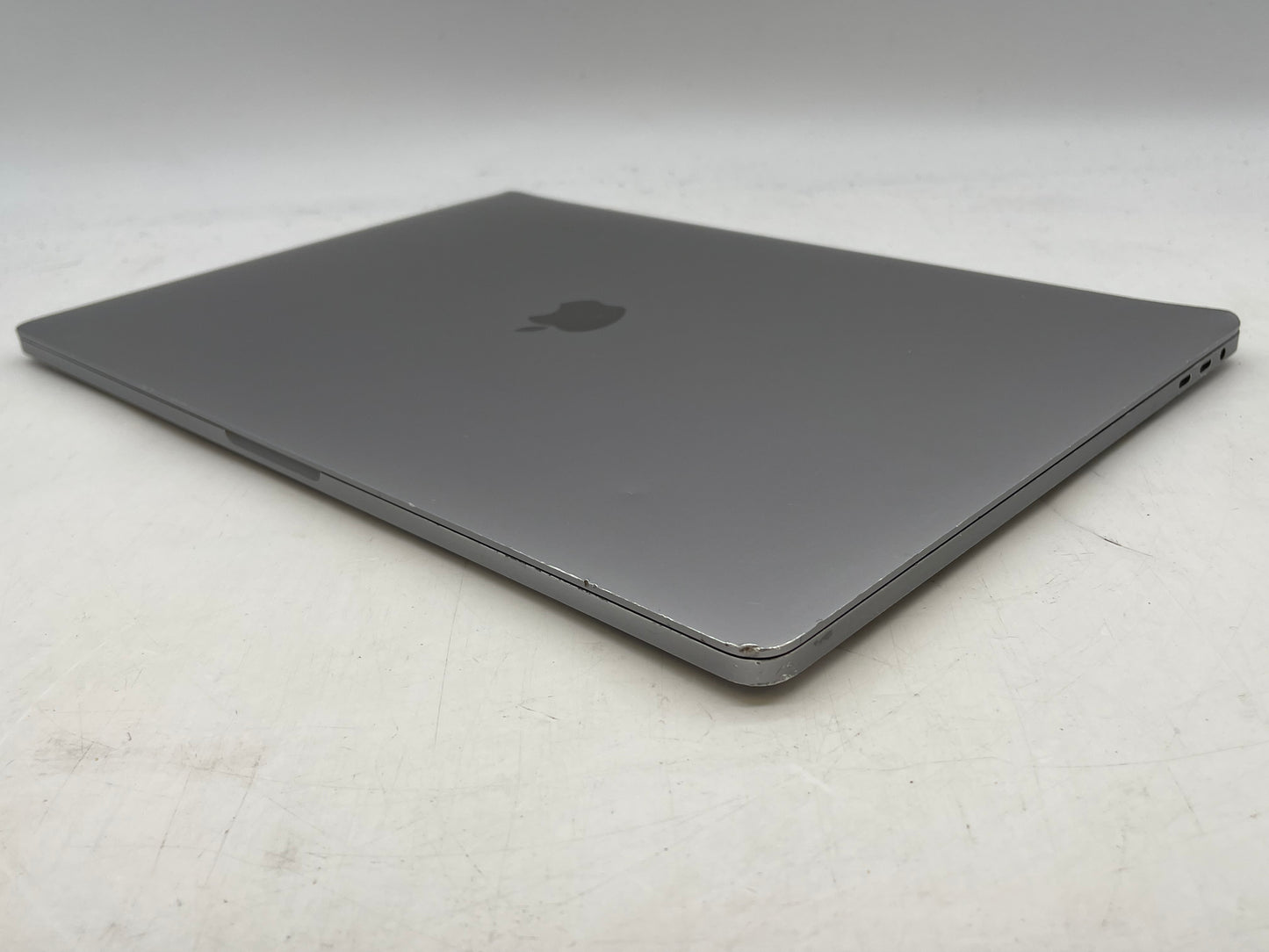 Apple 2019 16" MacBook Pro 2.6GHz i7 16GB RAM 512GB SSD RP5300M 4GB - READ