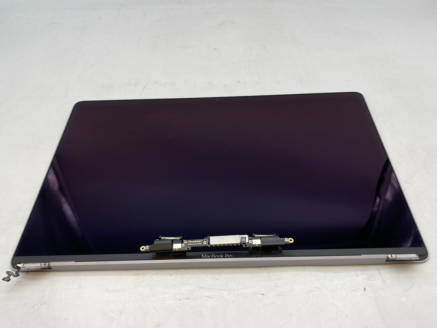 Apple Genuine OEM 2019 MacBook Pro 16-inch A2141 LCD Screen Display Assembly B+