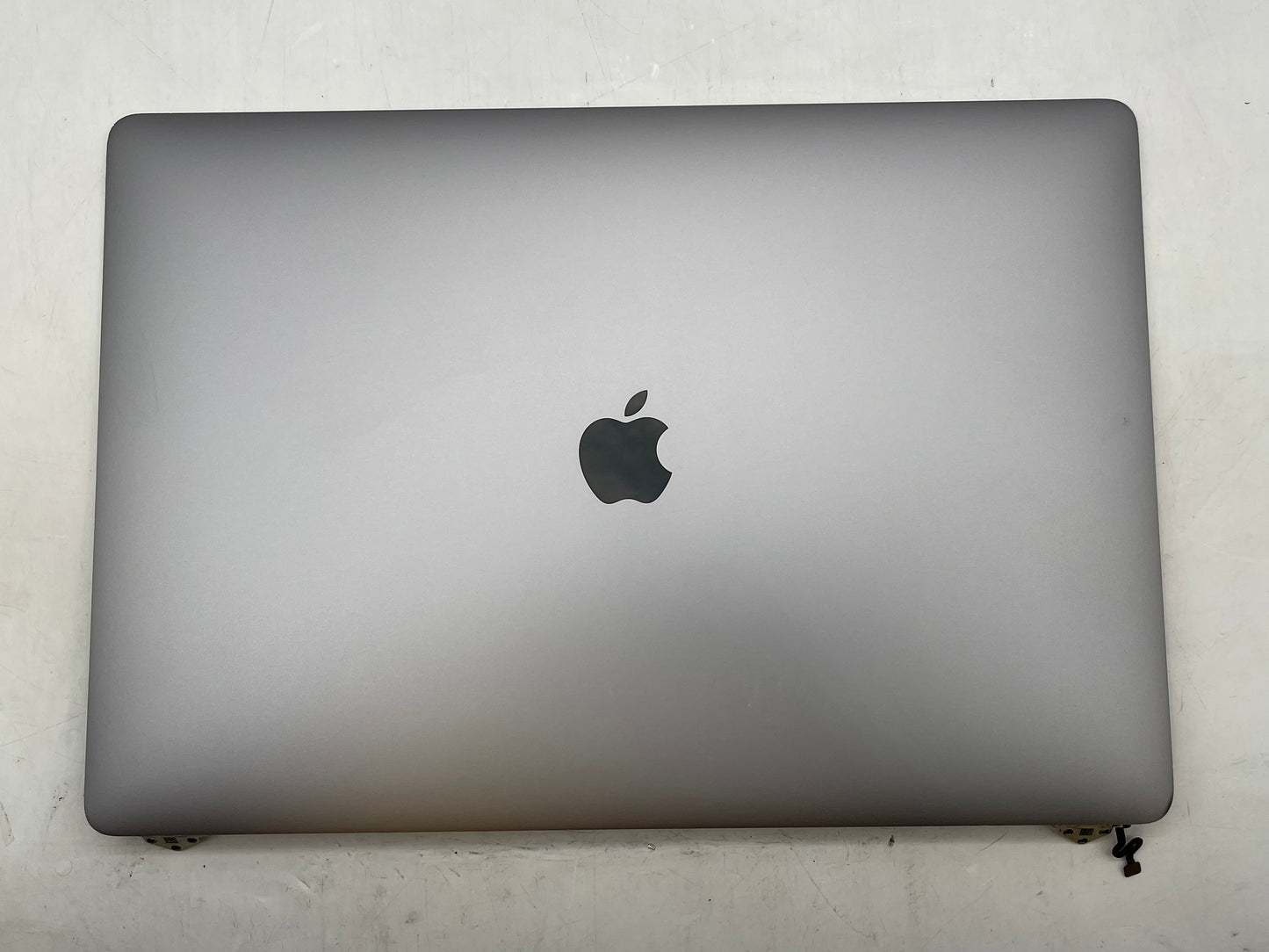 Apple Genuine OEM 2019 MacBook Pro 16-inch A2141 LCD Screen Display Assembly B+