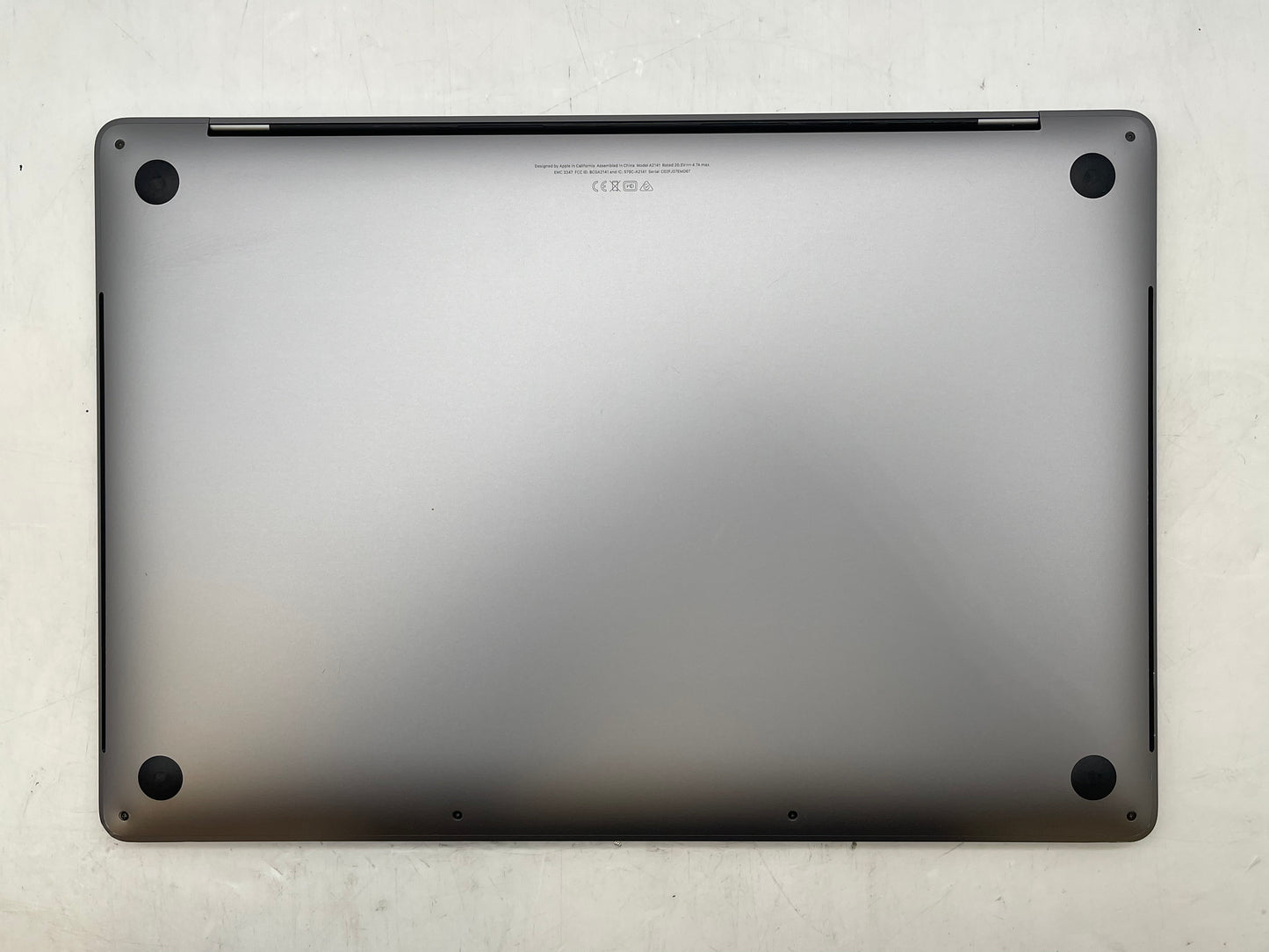 Apple 2019 16" MacBook Pro 2.3GHz 8-Core i9 32GB 1TB SSD RP5500M 4GB - Very Good