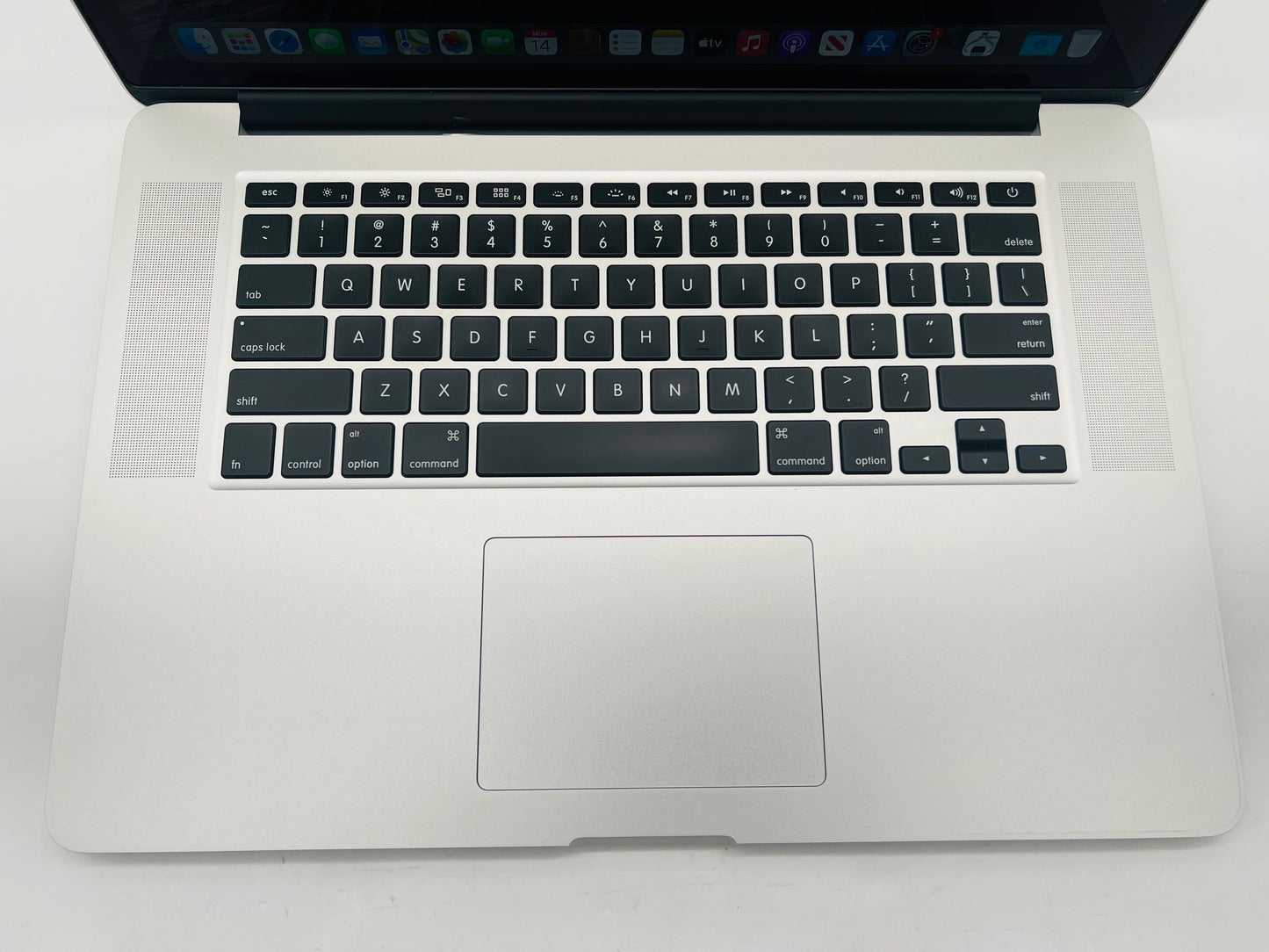 Apple 2013 Macbook Pro 15" 2Ghz Quad-Core i7 8gb 256gb SSD IIP 1536- Good