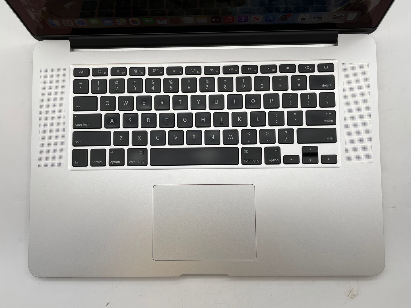 Apple 2014 MacBook Pro 15" Retina 2.5GHz i7 16GB RAM 512GB SSD GT750M - Good