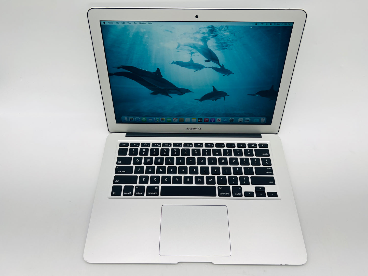 Apple 2017 Macbook Air 13" 1.8 GHz Dual-Core i5 8GB 128GB SSD IHDG- Very Good