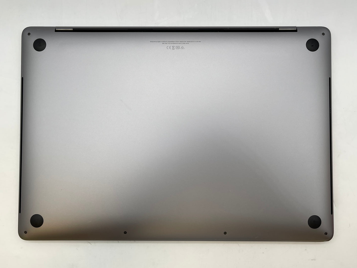 Apple 2019 16" MacBook Pro 2.3GHz 8-Core i9 32GB 1TB SSD RP5500M 8GB - Very Good