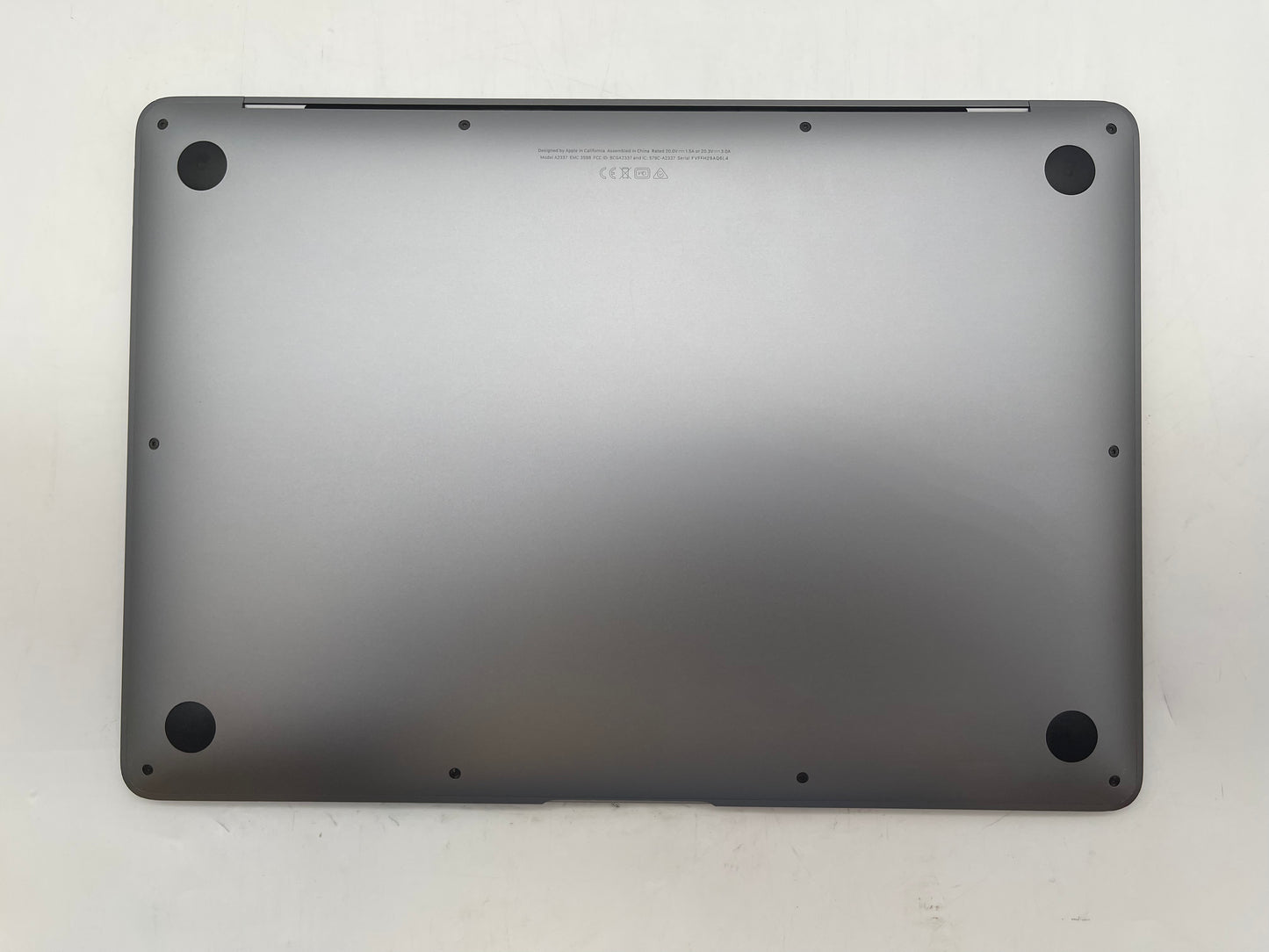 Apple 2020 MacBook Air M1 3.2GHz (7-Core GPU) 8GB RAM 256GB SSD - Very Good